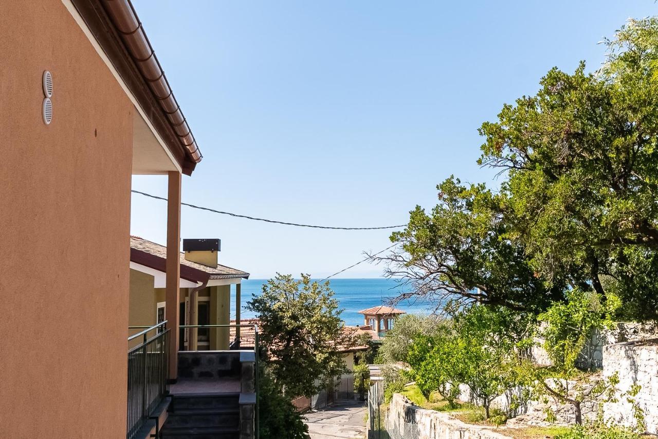 Cavi Sea View Apartment Лаванья Экстерьер фото
